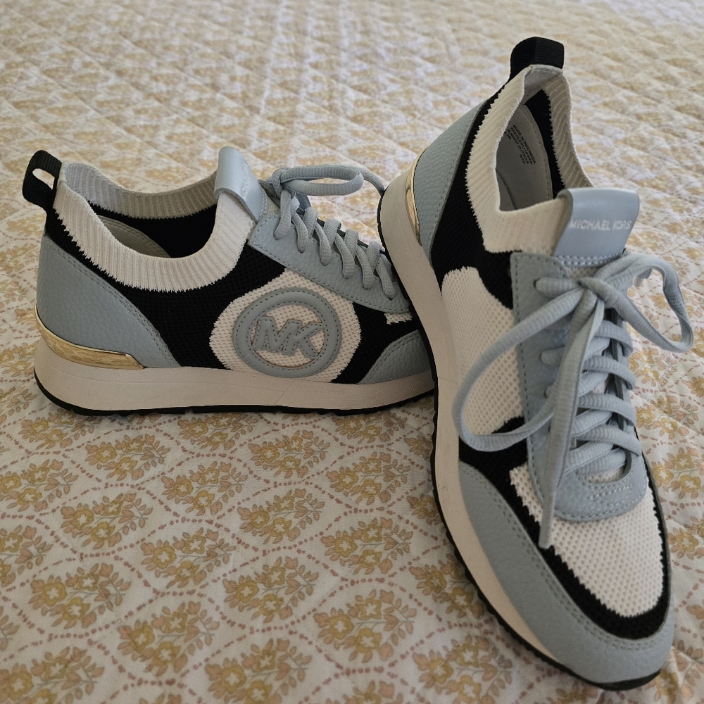 Sneakers Michael Kors, Size 6.5 used once. Great condition